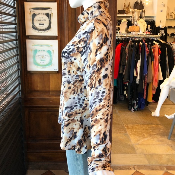 St. John Leopard Print Turtleneck - Picture 6 of 7